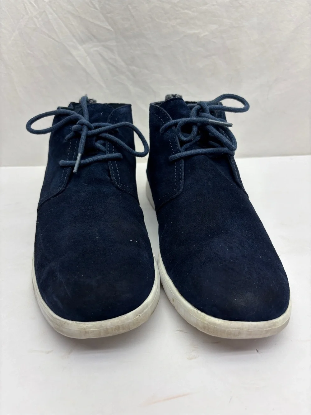 UGG Men's Dark Navy sneakers - Classic Everyday Style, SZ 9.5, box 71